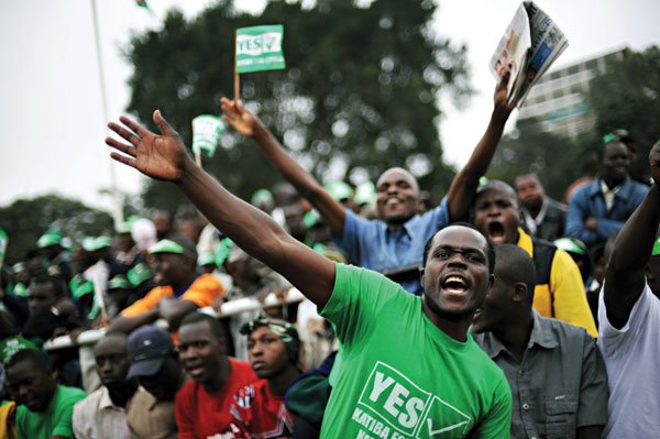 Professor Advises Drafters of New Kenyan Constitution